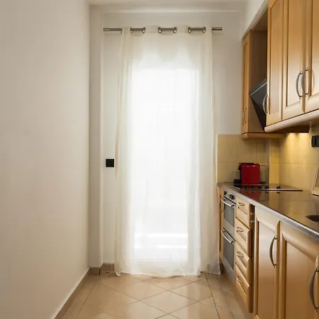 Vanilla Arch By Nest Apartment *